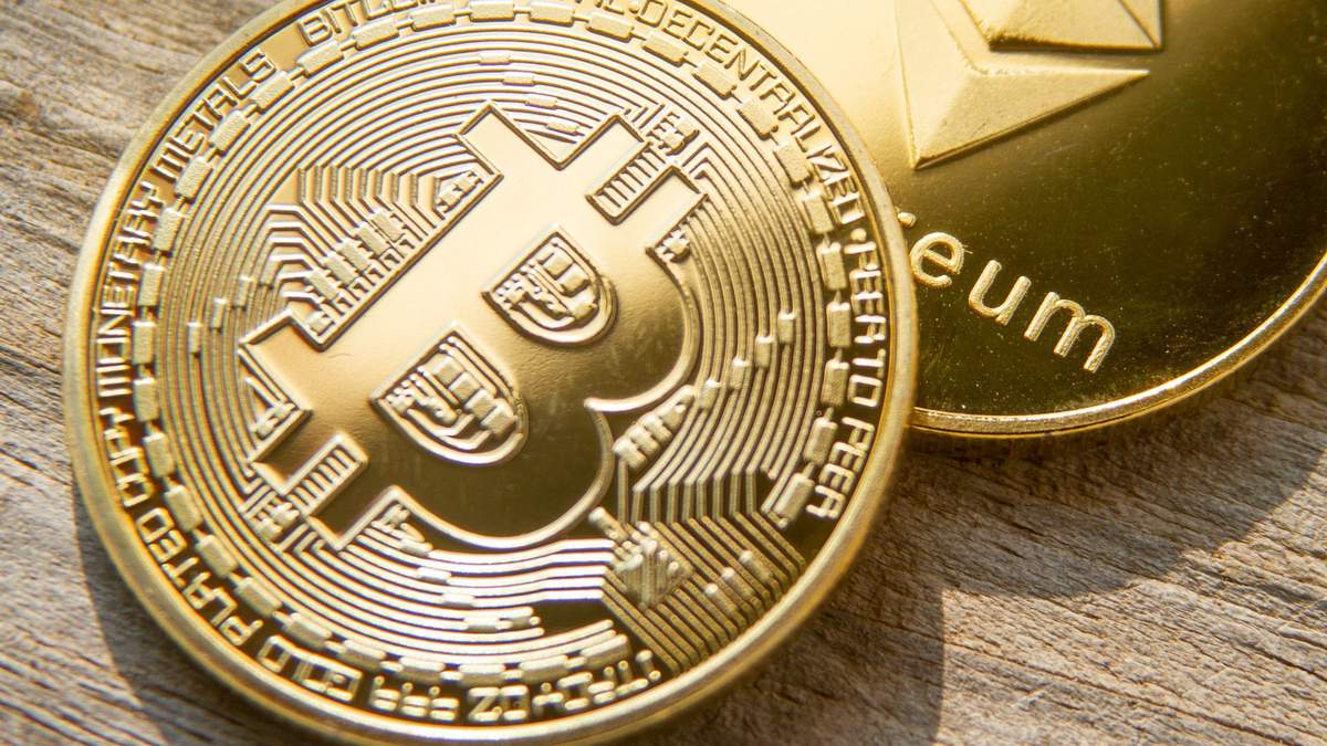 Bitcoin, Ethereum или XRP – самые популярные криптовалюты Bitcoin, Ethereum или XRP – самые популярные криптовалюты